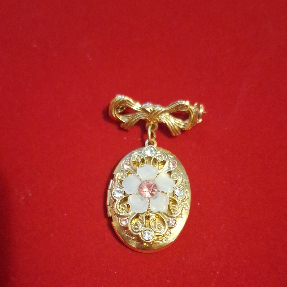 Elegant Gold and Pink Floral Locket Brooch